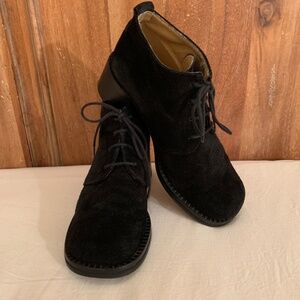 Charlotte Halton Suede Black Round Toe Lace Up Ankle Bootie Size 6